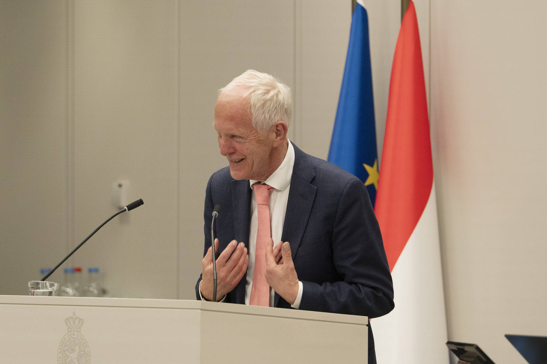 Senator Van der Goot (OPNL)