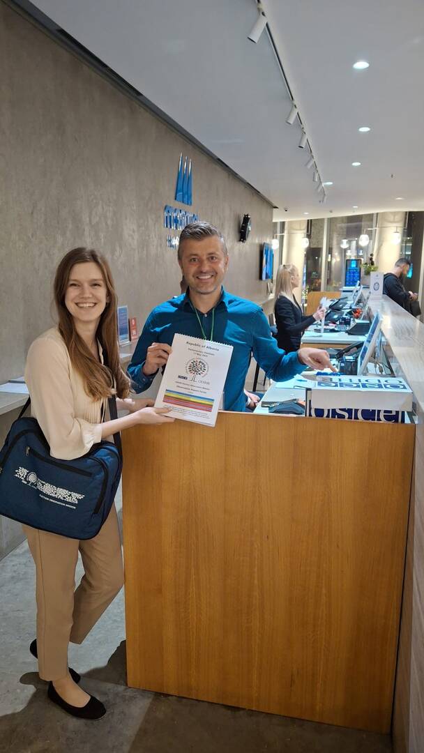 Tweede Kamerlid Gabriëls tijdens de missie