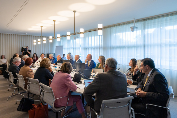 De commissie van Immigratie & Asiel/JBZ-raad vergadert.