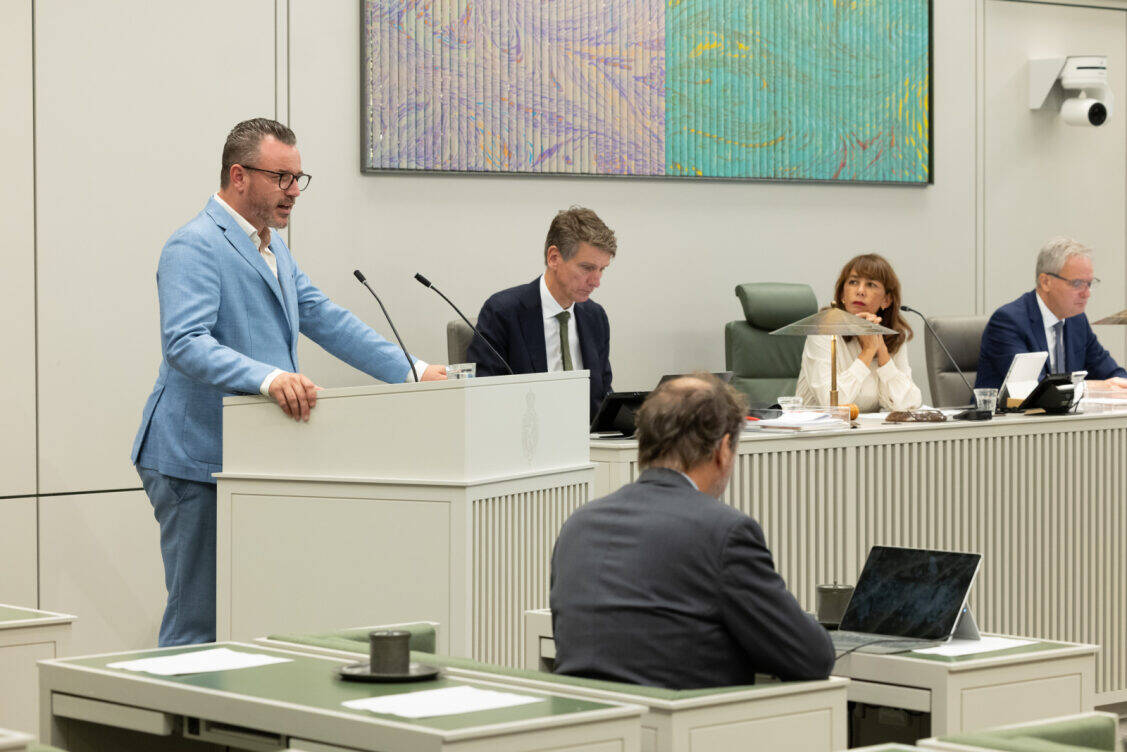 BBB-senator Lievense ziet grote verbeteringen voor de rechtszekerheid, privacy, dienstverlening en gelijkwaardigheid binnen het Koninkrijk