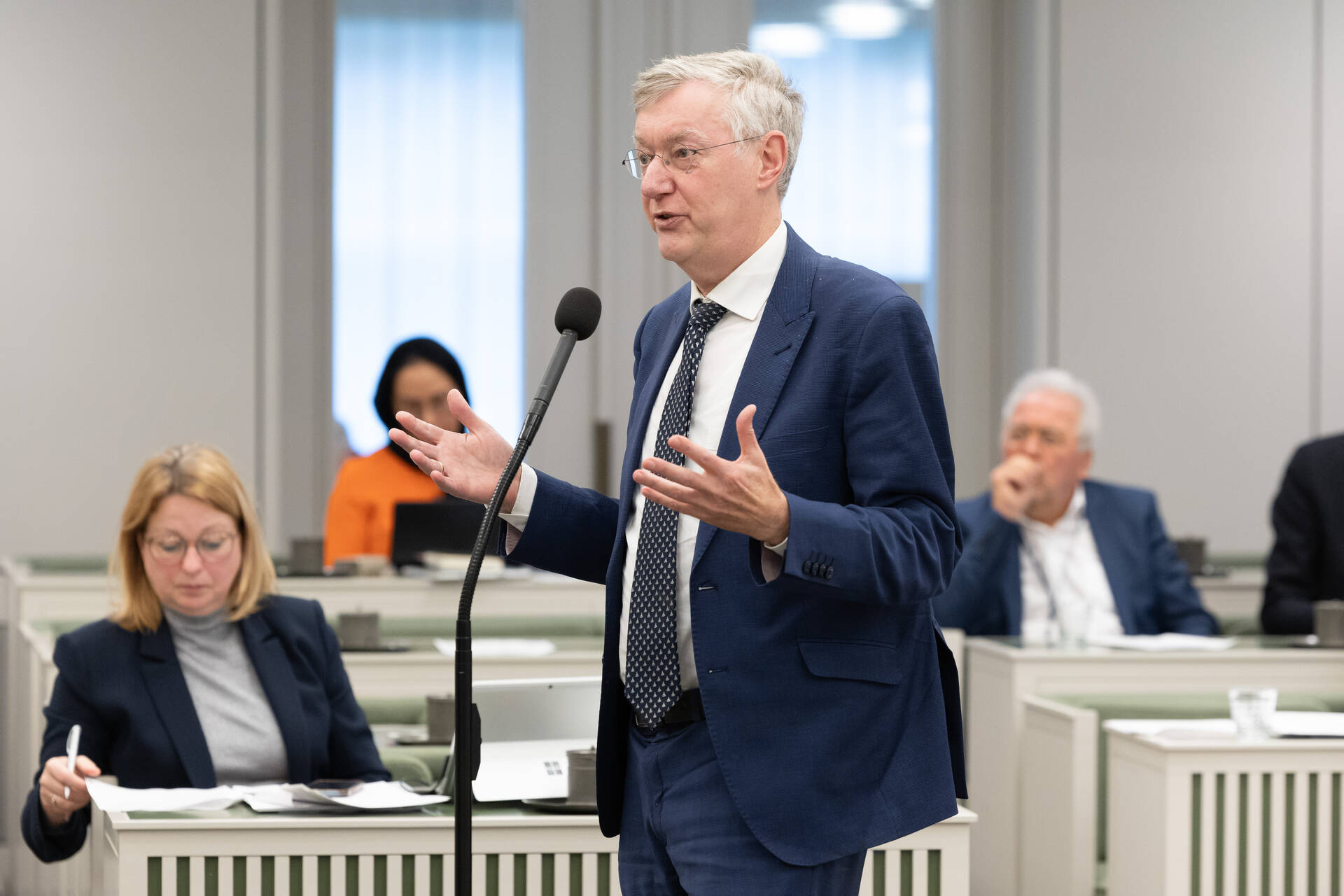 Senator De Vries (SGP)