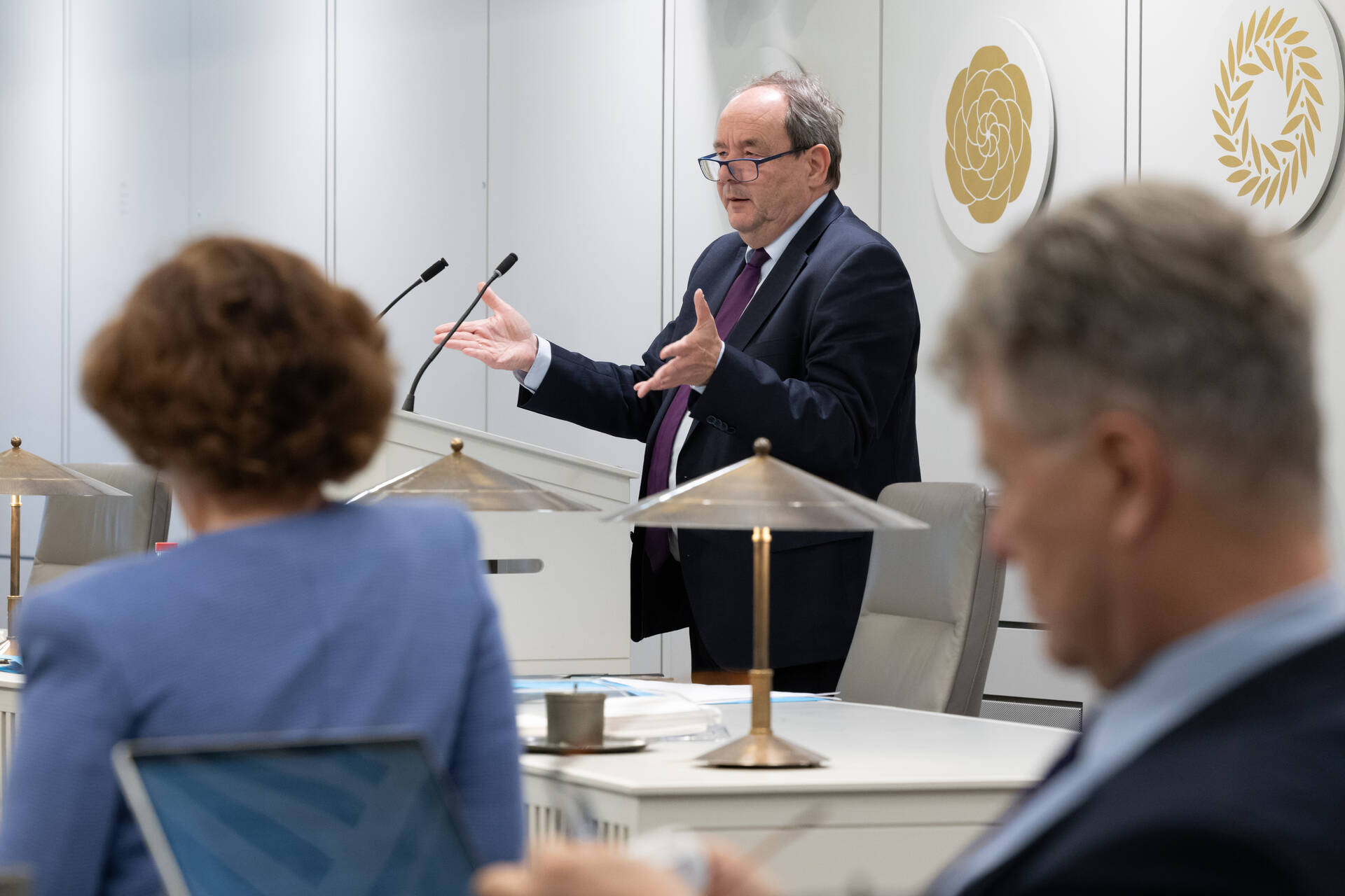 Minister Vijlbrief tijdens het debat op 9 juni 2026