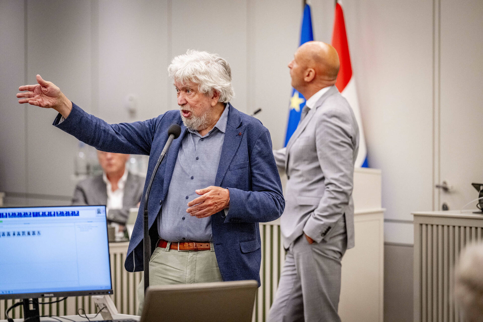 Senator Van Gurp (GroenLinks-PvdA) links en senator Rietkerk (CDA) rechts