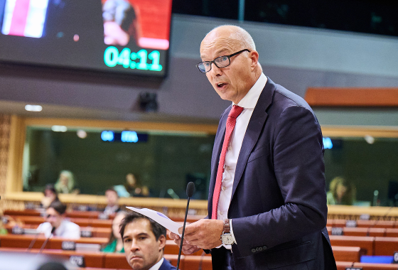 Senator Panman spreekt over zijn rapport